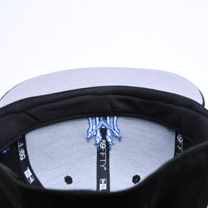 新品未使用 MANNAHATTA NYC マナハッタ NYC FUEGO LOGO NEWERA 59FIFTY サイズ7 3/8(58.7cm) ブラック ブルー ニューヨークヤンキース 中古 4a005965