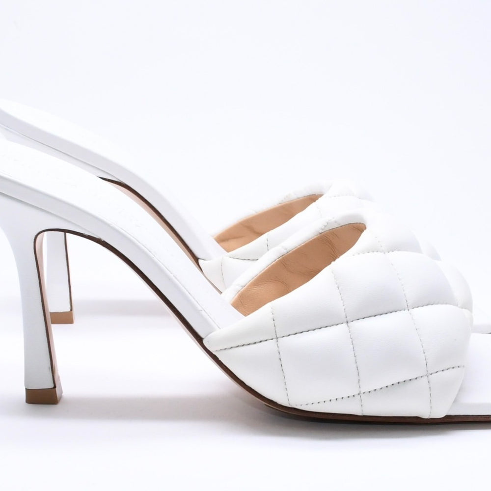 BOTTEGAVENETA ボッテガヴェネタ PADDED MULES パデッド ミュール サンダル 729764 サイズ36 1/2 ホワイト ブラウン 美品 中古 4a005944