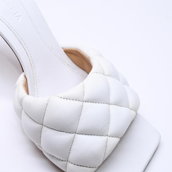 BOTTEGAVENETA ボッテガヴェネタ PADDED MULES パデッド ミュール サンダル 729764 サイズ36 1/2 ホワイト ブラウン 美品 中古 4a005944