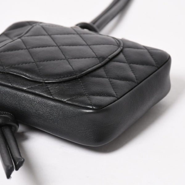 極美品 CHANEL シャネル ミニ カンボン ショルダーバッグ ミッディアムポシェット ブラック ホワイト 9番台 ラムスキン 中古 4a005895