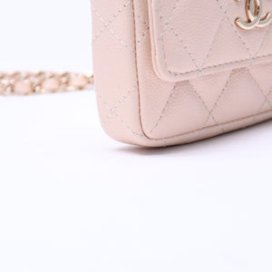 新品同様品 CHANEL シャネル ミニマトラッセ チェーンショルダーバッグ 31番台 ココマーク キャビアスキン ピンク 中古 4a005906