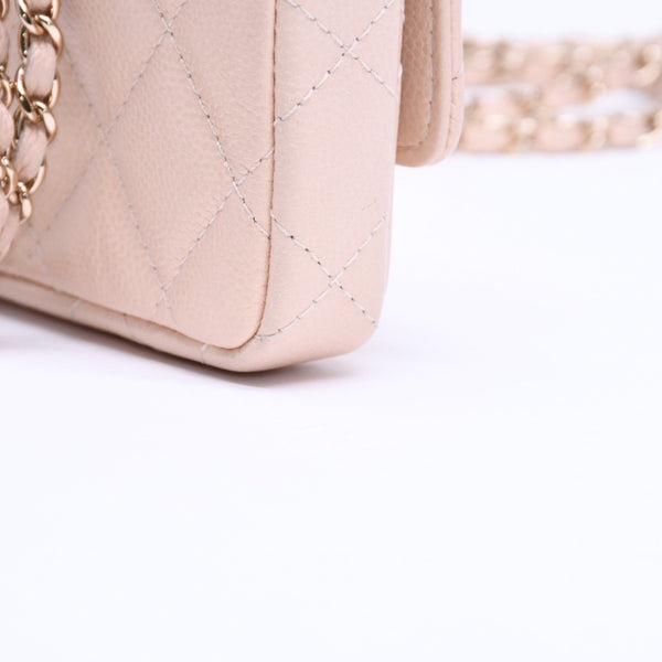 新品同様品 CHANEL シャネル ミニマトラッセ チェーンショルダーバッグ 31番台 ココマーク キャビアスキン ピンク 中古 4a005906