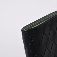 画像をギャラリービューアに読み込む, BOTTEGA VENETA ボッテガヴェネタ 二つ折り財布 財布 イントレチャート ブラック ライトグリーン 美品 中古 4a006095