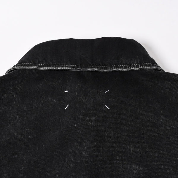 新品同様 MAISON MARGIELA メゾンマルジェラ ブラック ペンキ 飛沫模様 デニムジャケット S51AM0475 S30842 ブラック サイズ48 中古 4a006129