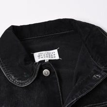 画像をギャラリービューアに読み込む, 新品同様 MAISON MARGIELA メゾンマルジェラ ブラック ペンキ 飛沫模様 デニムジャケット S51AM0475 S30842 ブラック サイズ48 中古 4a006129