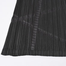 画像をギャラリービューアに読み込む, 極美品 PLEATS PLEASE ISSEY MIYAKE プリーツプリーズ イッセイミヤケ タンクトップ プリーツ加工 サイズ3 ポリエステル カーキ 中古 4a006007