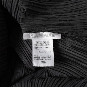 極美品 PLEATS PLEASE ISSEY MIYAKE プリーツプリーズ イッセイミヤケ タンクトップ プリーツ加工 サイズ3 ポリエステル カーキ 中古 4a006007