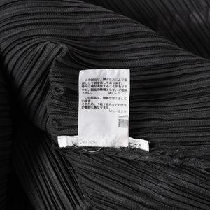 極美品 PLEATS PLEASE ISSEY MIYAKE プリーツプリーズ イッセイミヤケ タンクトップ プリーツ加工 サイズ3 ポリエステル カーキ 中古 4a006007