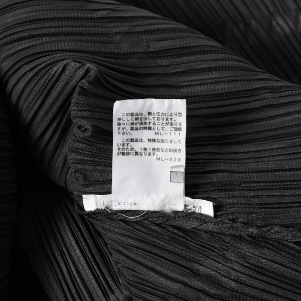 極美品 PLEATS PLEASE ISSEY MIYAKE プリーツプリーズ イッセイミヤケ タンクトップ プリーツ加工 サイズ3 ポリエステル カーキ 中古 4a006007