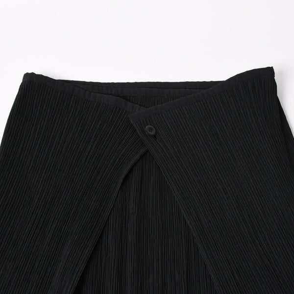 極美品 PLEATS PLEASE ISSEY MIYAKE プリーツプリーズ イッセイミヤケ ロングスカート プリーツ加工 サイズ1 ポリエステル ブラック 中古 4a006016
