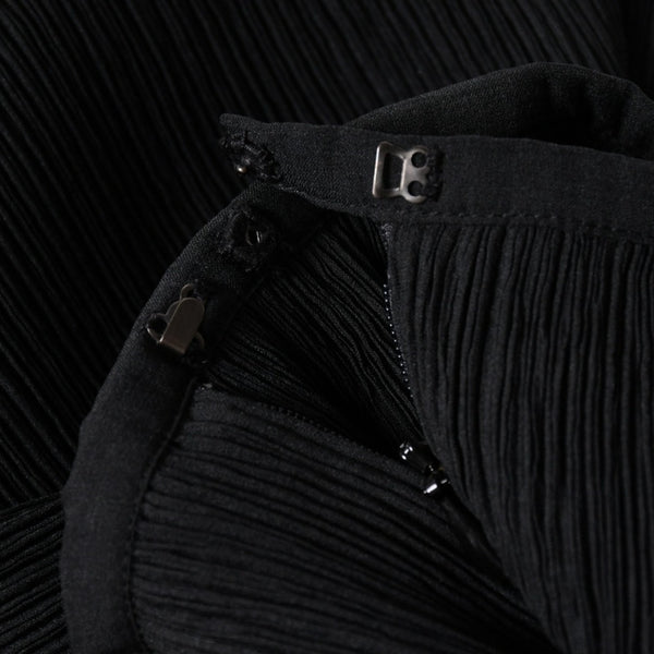 極美品 PLEATS PLEASE ISSEY MIYAKE プリーツプリーズ イッセイミヤケ ロングスカート プリーツ加工 サイズ1 ポリエステル ブラック 中古 4a006016