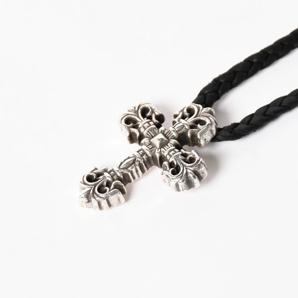 CHROME HEARTS クロムハーツ フィリグリークロス レザーブレイド ネックレス シルバー925 シルバー スターリングシルバー 重量約37.12g 美品 中古 4a005988