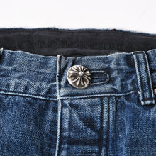 画像をギャラリービューアに読み込む, 極美品 CHROME HEARTS クロムハーツ セメタリークロスパッチ デニムパンツ ジーンズ サイズ32 35パッチ クロスボール ブルー 中古 4a006043