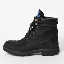 画像をギャラリービューアに読み込む, CHROME HEARTS クロムハーツ × Timberland ティンバーランド 6インチブーツ サイズ8M 10073 セメタリークロスパッチ 8パッチ 美品 中古 4a006035