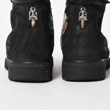 画像をギャラリービューアに読み込む, CHROME HEARTS クロムハーツ × Timberland ティンバーランド 6インチブーツ サイズ8M 10073 セメタリークロスパッチ 8パッチ 美品 中古 4a006035