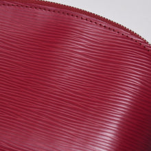 画像をギャラリービューアに読み込む, 極美品 LOUIS VUITTON ルイヴィトン エピ ポシェット・コスメティック ポーチ M40641 ピンク フューシャ シルバー金具 中古 4a006074