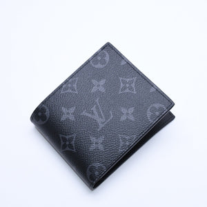 新品未使用品 LOUIS VUITTON ルイヴィトン 財布 二つ折り財布 モノグラム・エクリプス ポルトフォイユ・マルコ M62545 ブラック 中古 4a005315