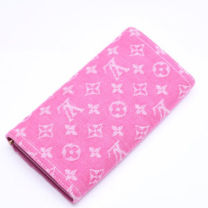 新品同様品 LOUIS VUITTON ルイヴィトン モノグラム ジャガード ポルトフォイユ サラ 長財布 モノグラムデニム フューシャ M28280 中古 4a006058
