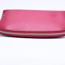 画像をギャラリービューアに読み込む, 極美品 LOUIS VUITTON ルイヴィトン ポシェットコスメティック ポーチ M40641 フランス製 エピレザー フューシャ シルバー金具 中古 4a006076