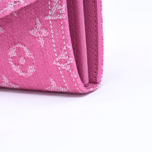 画像をギャラリービューアに読み込む, 新品同様品 LOUIS VUITTON ルイヴィトン モノグラム ジャガード ポルトフォイユ サラ 長財布 モノグラムデニム フューシャ M28280 中古 4a006058