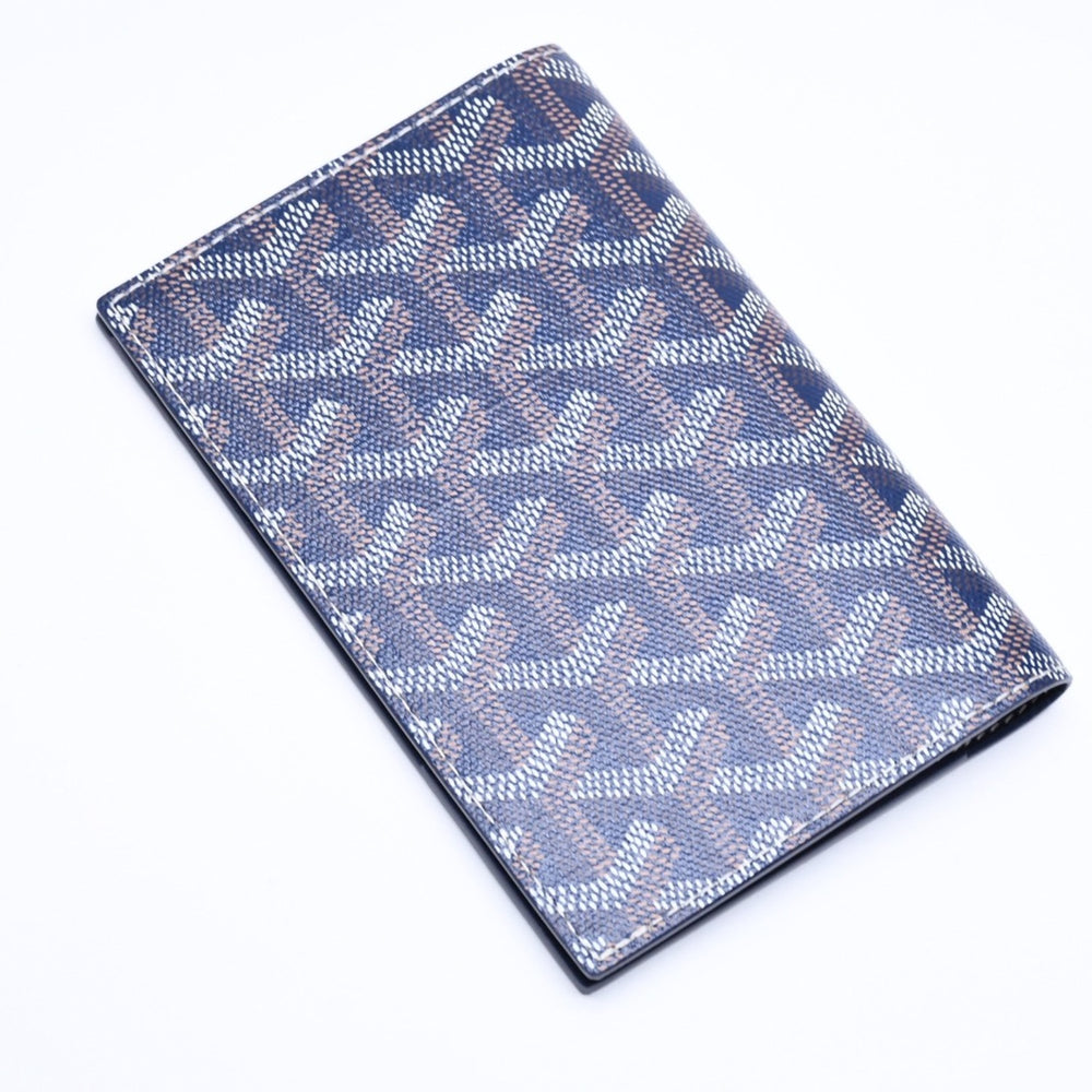 新品同様 GOYARD ゴヤール グルネル パスポートケース カードケース GRENELPMLTY12CL12X PVC レザー ネイビー 中古 4a006019