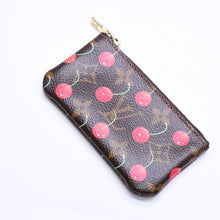 画像をギャラリービューアに読み込む, LOUIS VUITTON ルイヴィトン ポシェット クレ コインケース 小銭入れ M95042 モノグラム チェリー ブラウン 村上隆 美品 中古 4a006090