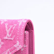 画像をギャラリービューアに読み込む, 新品同様 LOUIS VUITTON ルイヴィトン ポルトフォイユ ヴィクトリーヌ 三つ折り財布 M27707 モノグラム デニム ピンク 中古 4a006107