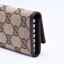 画像をギャラリービューアに読み込む, 極美品 GUCCI グッチ キーケース 小物 イタリア製 GGキャンバス レザー ベージュ ブラウン シルバー金具 中古 4a006070