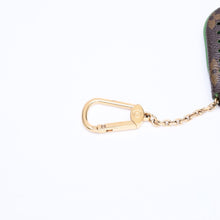 Load the image into the gallery viewer. 極美品 LOUIS VUITTON ルイヴィトン ペルフォ ポシェットクレ コインケース M95186 モノグラムペルフォ ブラウン グリーン 中古 4a006060