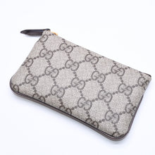 Load the image into the gallery viewer. 極美品 GUCCI グッチ コインケース 小銭入れ 小物入れ GG柄 GGキャンバス 772321 ゴールド金具 中古 4a006078