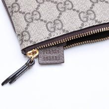 Load the image into the gallery viewer. 極美品 GUCCI グッチ コインケース 小銭入れ 小物入れ GG柄 GGキャンバス 772321 ゴールド金具 中古 4a006078