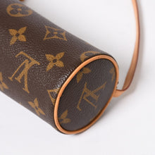 将图片加载到图库查看器中。 極美品 LOUIS VUITTON ルイヴィトン パピヨンポーチ モノグラム アクセサリーポーチ ブラウン ゴールド金具 中古 4a006083