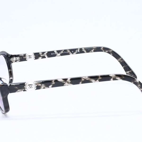 極美品 CHANEL シャネル 伊達メガネ アイウェア 3224-A c.1284 サイズ53□16 135 ココマーク フェイクパール ラメ マーブル 中古 4a006167