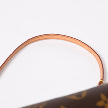 将图片加载到图库查看器中。 極美品 LOUIS VUITTON ルイヴィトン パピヨンポーチ モノグラム アクセサリーポーチ ブラウン ゴールド金具 中古 4a006083