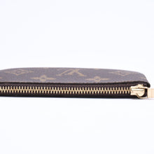 Load the image into the gallery viewer. 極美品 LOUIS VUITTON ルイヴィトン ポシェット クレ コインケース 小銭入れ M62650 モノグラム ブラウン 中古 4a006080