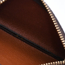 Load the image into the gallery viewer. 極美品 LOUIS VUITTON ルイヴィトン ポシェット クレ コインケース 小銭入れ M62650 モノグラム ブラウン 中古 4a006080