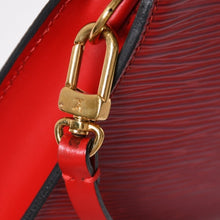画像をギャラリービューアに読み込む, 新品同様品 LOUIS VUITTON ルイヴィトン ポシェットアクセソワール エピレザー M52947 カスティリアンレッド ゴールド金具 中古 4a006088