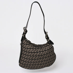 FENDI フェンディ ズッキーノ オイスター ワンショルダーバッグ キャンバス レザー ブラック ベージュ シルバー金具 美品 中古 4a003964