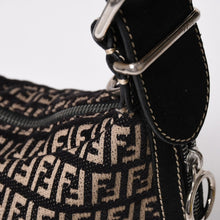 画像をギャラリービューアに読み込む, FENDI フェンディ ズッキーノ オイスター ワンショルダーバッグ キャンバス レザー ブラック ベージュ シルバー金具 美品 中古 4a003964