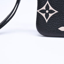 Load the image into the gallery viewer. 極美品 LOUIS VUITTON ルイヴィトン コインケース モノグラム・アンプラント ノワール ポシェットクレ M80885 ブラック ベージュ 中古 4a006053