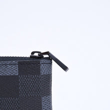 Load the image into the gallery viewer. 新品未使用品 LOUIS VUITTON ルイヴィトン コインケース ダモフラージュ・キャンバス ポシェットクレ M28666 ブラック グレー 中古 4a006091
