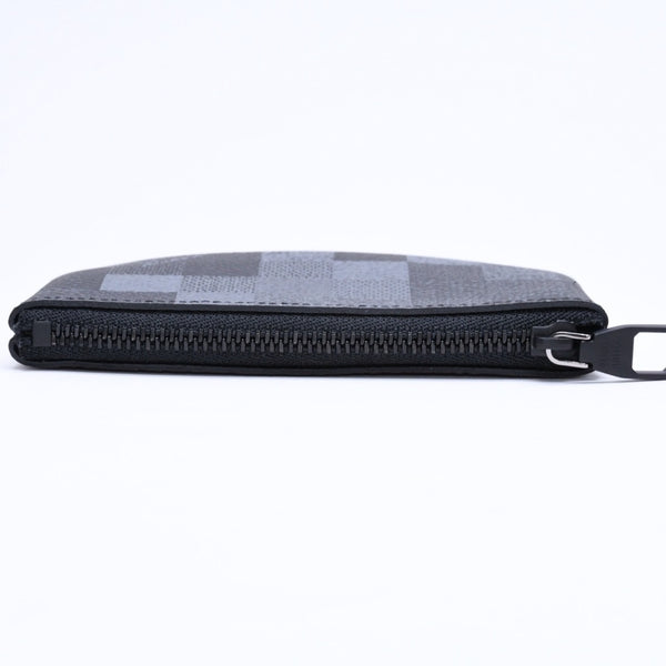 新品未使用品 LOUIS VUITTON ルイヴィトン コインケース ダモフラージュ・キャンバス ポシェットクレ M28666 ブラック グレー 中古 4a006091