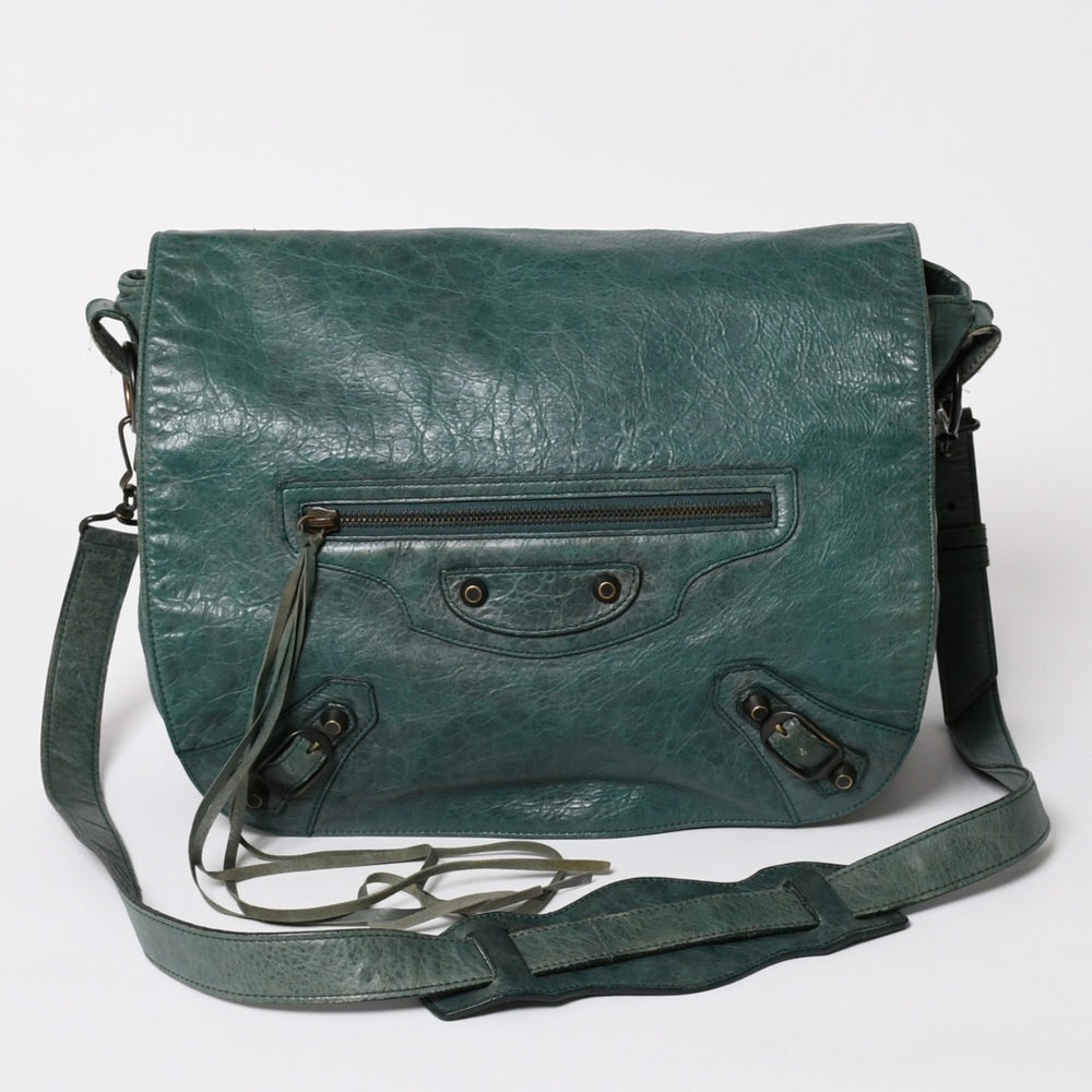 BALENCIAGA バレンシアガ ザフォルク ショルダーバッグ 246432 レザー グリーン ブラックメタル金具 美品 中古 4a005905
