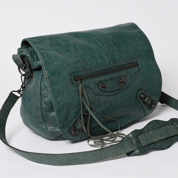 BALENCIAGA バレンシアガ ザフォルク ショルダーバッグ 246432 レザー グリーン ブラックメタル金具 美品 中古 4a005905