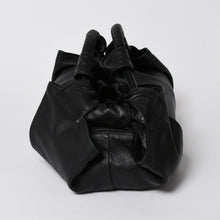 画像をギャラリービューアに読み込む, LOEWE ロエベ ハンドバッグ トートバッグ ナッパアイレ ブラック アナグラムエンボス加工 レザー 美品 中古 4a005893