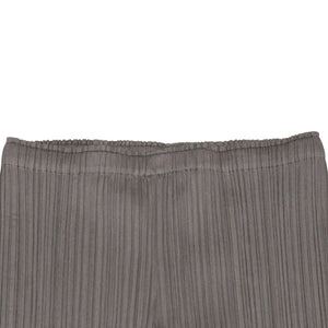 極美品 ISSEI MIYAKE イッセイミヤケ PLEATS PLEASE プリーツプリーズ パンツ グレー 7575115 中古 4a006115