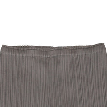 Load the image into the gallery viewer. 極美品 ISSEI MIYAKE イッセイミヤケ PLEATS PLEASE プリーツプリーズ パンツ グレー 7575115 中古 4a006115