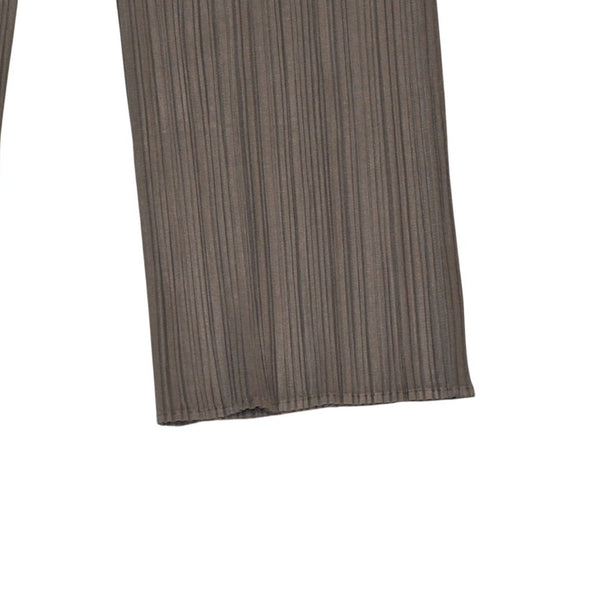 極美品 ISSEI MIYAKE イッセイミヤケ PLEATS PLEASE プリーツプリーズ パンツ グレー 7575115 中古 4a006115