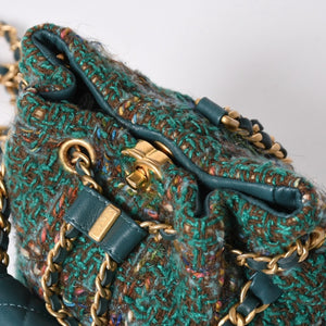 新品同様 CHANEL シャネル スモールバックパック AS3947 ランダム番台 ココマーク ツイード ラムスキン グリーン ゴールド金具 中古 4a006136