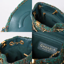 画像をギャラリービューアに読み込む, 新品同様 CHANEL シャネル スモールバックパック AS3947 ランダム番台 ココマーク ツイード ラムスキン グリーン ゴールド金具 中古 4a006136